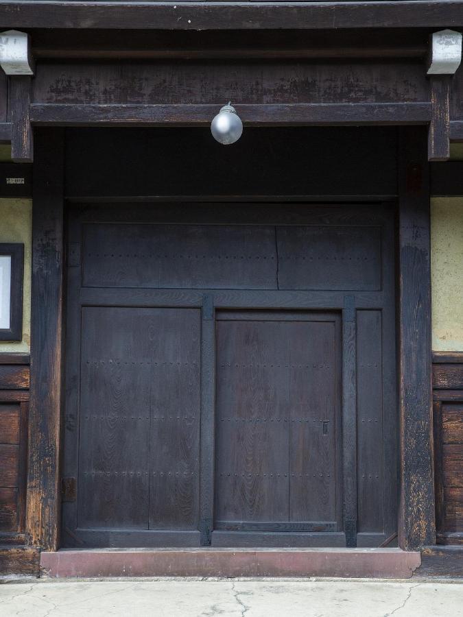 Taniya Villa Takayama  Eksteriør billede